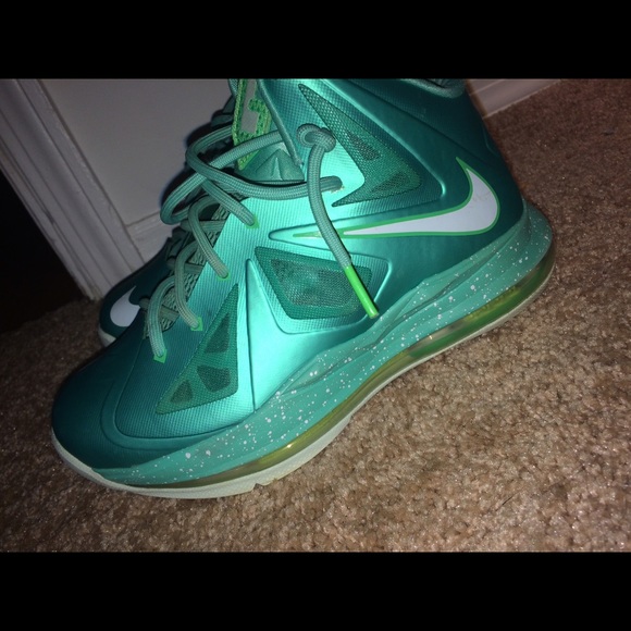 Easter  Lebrons size 4.5 fit bigger