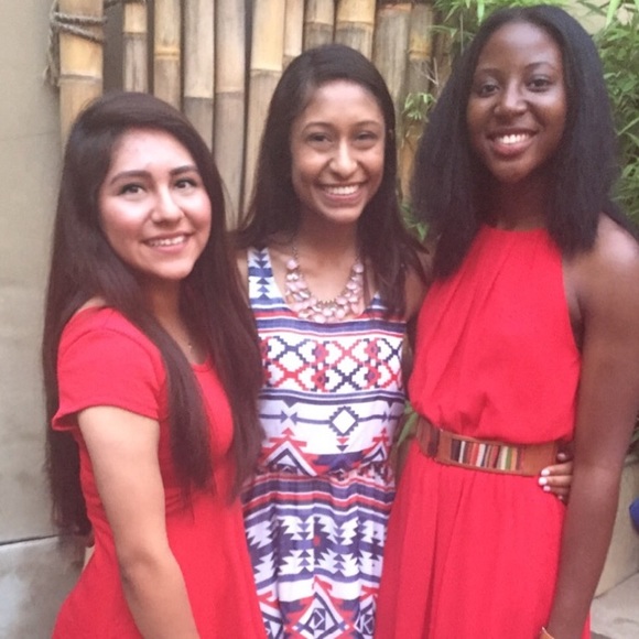 Meet your Posher, Alicia