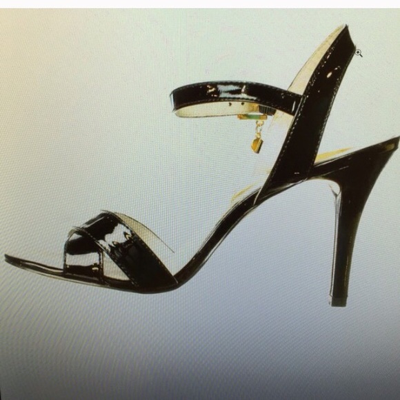Michael Kors "Elisa" sandals. Black Patent leather