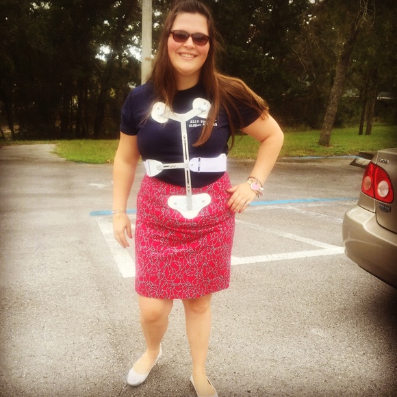 Meet your posher, Ally - Picture 2 of 3