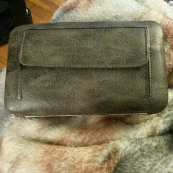 Gray/Black horse Wallet, brown in the inside. - Picture 3 of 4