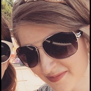 Meet your Posher, Meredith