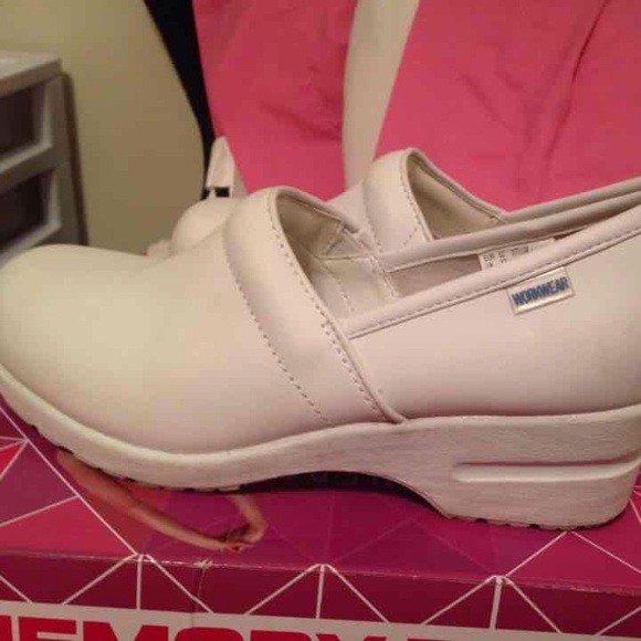 Nice white shoes