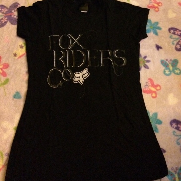 Fox black tshirt