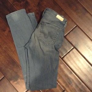 AG Premiere Skinny Straight