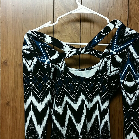 Dress - Picture 2 of 2