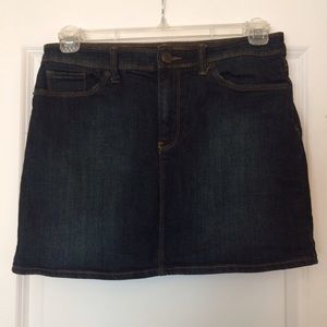 Like new Gap jean mini skirt