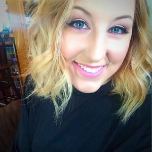 Meet your Posher, Kira