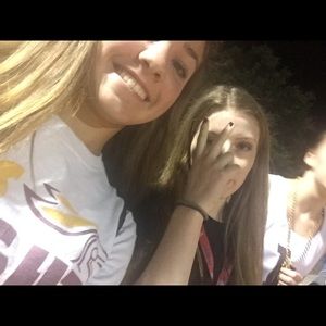 Meet your Posher, Stella