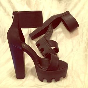 Wild Diva Lounge Vive-04 Open Toe Chunky Platform