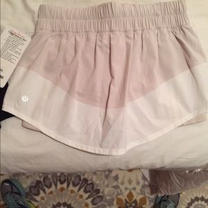 Lulu lemon skirt size 6