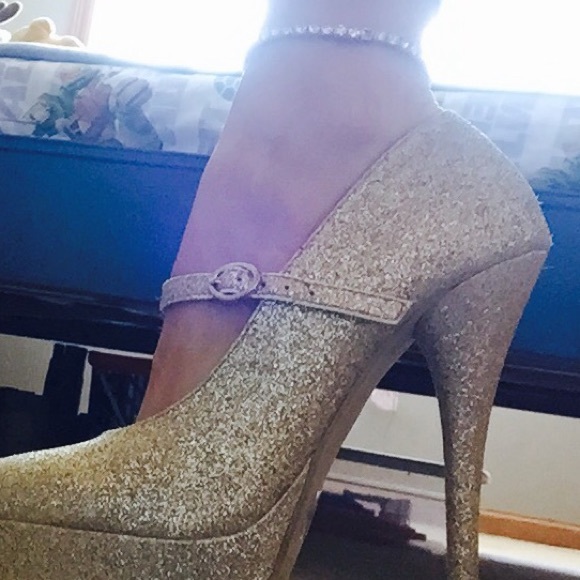 GLITTER Pumps - Picture 3 of 4