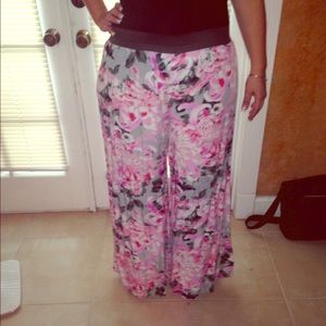 Floral print extra wide leg palazzo pants