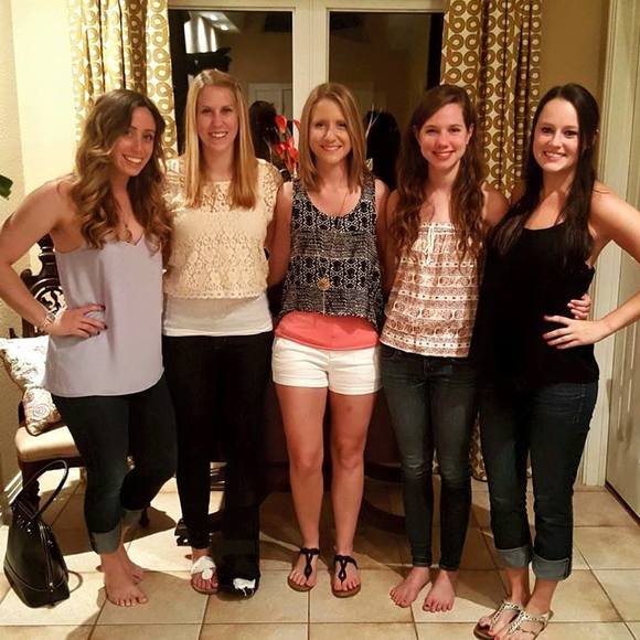 Meet your Posher, Julie - Picture 1 of 1