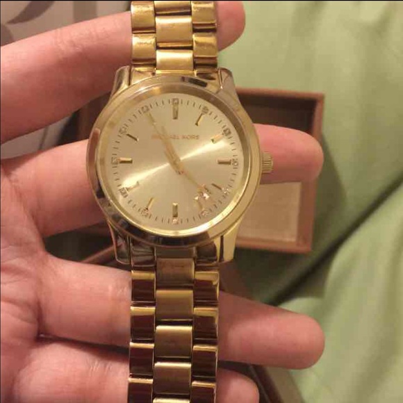 Michael Kors Watch - Picture 4 of 4