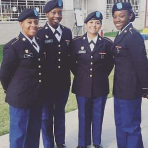 Meet your Posher, Portia