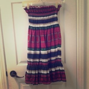 Beautiful Strapless Stripped Dress!