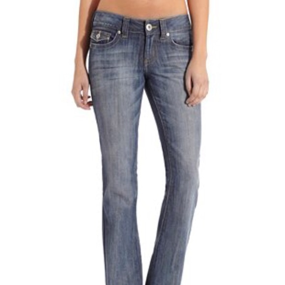 Guess Doheny Jeans Bootcut so cute FlASH SALE 💜 - Picture 2 of 4