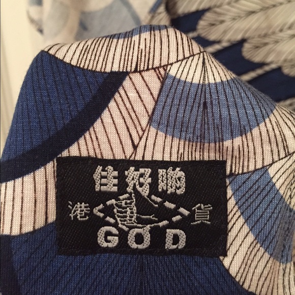 GORGEOUS & SOFT - G.O.D. cape shawl - blue/cream - Picture 3 of 4