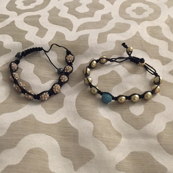 Handmade adjustable bead bracelets