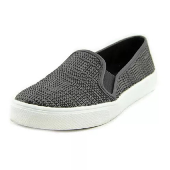 Vera Wang slip on sneakers / loafers