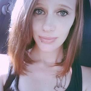 Meet your Posher, Becca