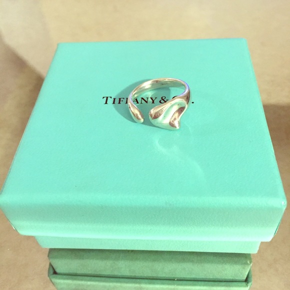 Tiffany & Co Elsa Peretti Filled Heart Ring