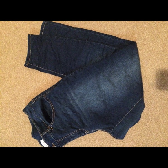 Very stretchy Pure Energy skinny jeans