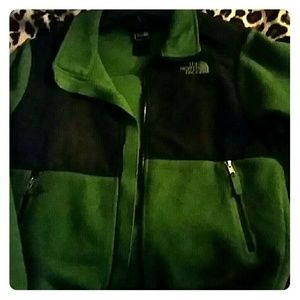 Authentic!Boys North Face Denali Jacket sz M 10-12