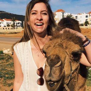 Meet your Posher, Emily