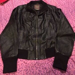 Black 100% leather bomber jacket