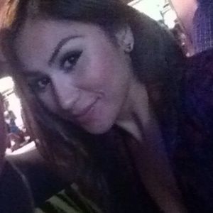 Meet your Posher, Anjelica