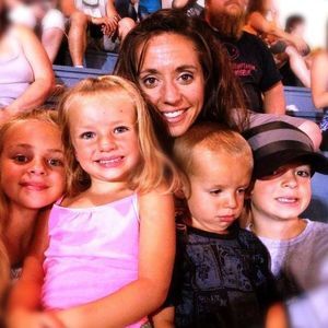 Meet your Posher, Rachel