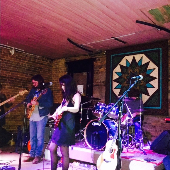 Meet your Posher, Lucy - Picture 4 of 4