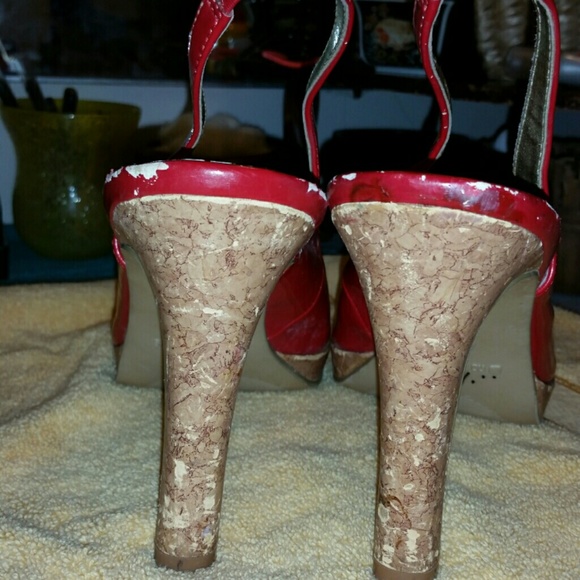 Heels - Picture 3 of 3