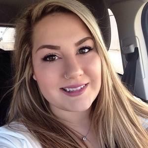 Meet your Posher, Emilee