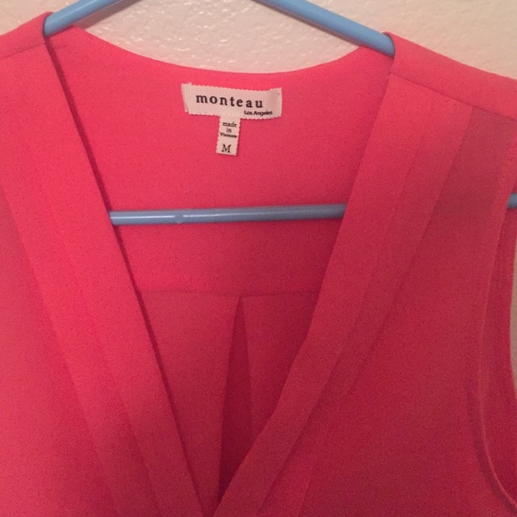 Pink blouse. - Picture 3 of 3