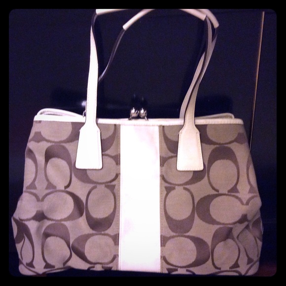 Authentic Coach Carryall 👜