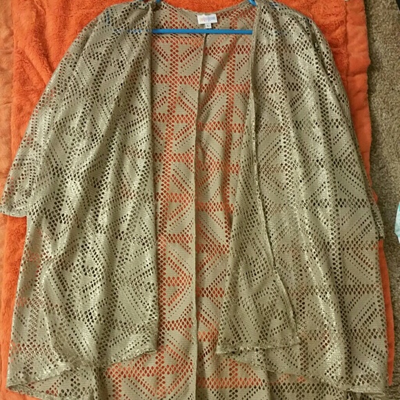 Lularoe kimono