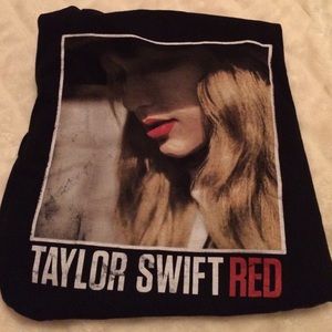 Taylor Swift Red Shirt