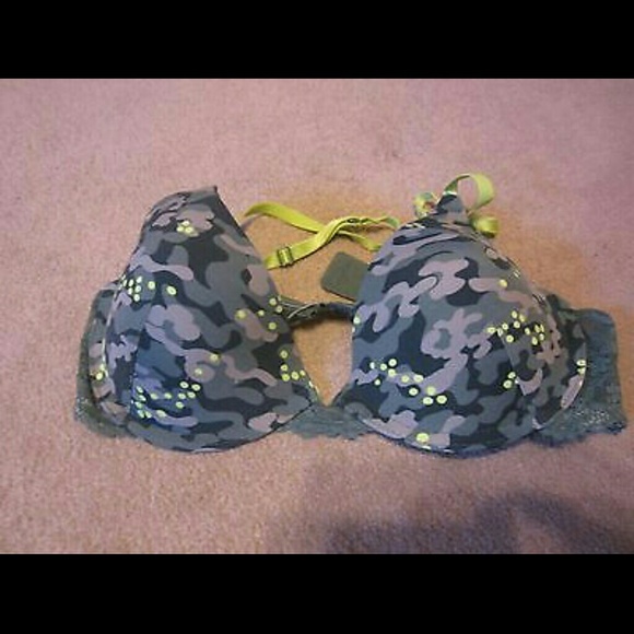 Flirtitude Camo Bra - Picture 2 of 4
