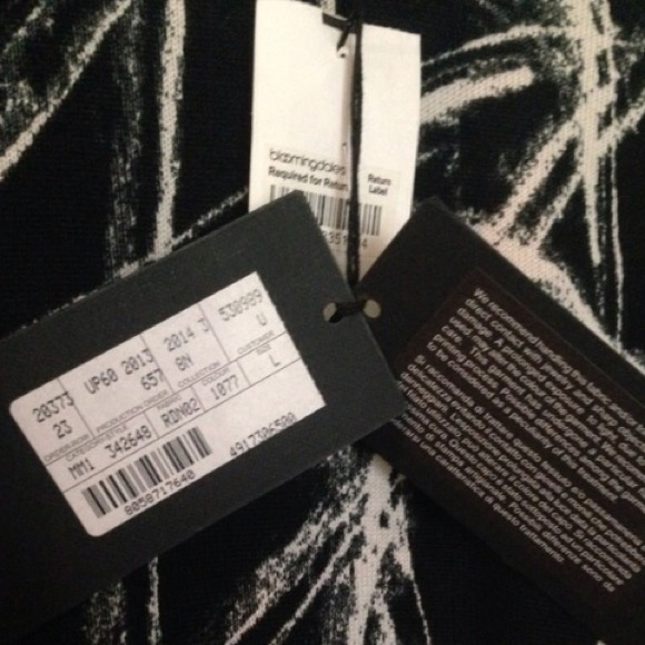 🎉HOST PICK 🎉Alexander MCQueen sweater - Picture 3 of 4