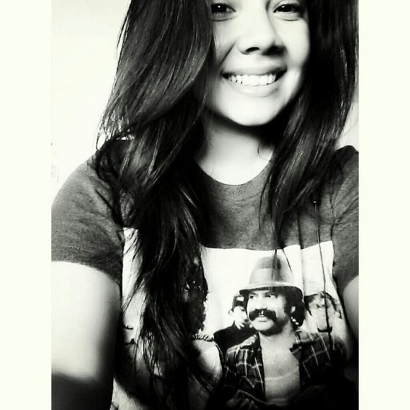 Meet your Posher, Maria