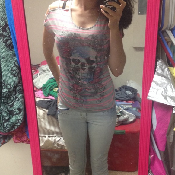 Shirt - Picture 2 of 3