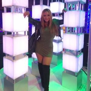 Meet your Posher, Xena