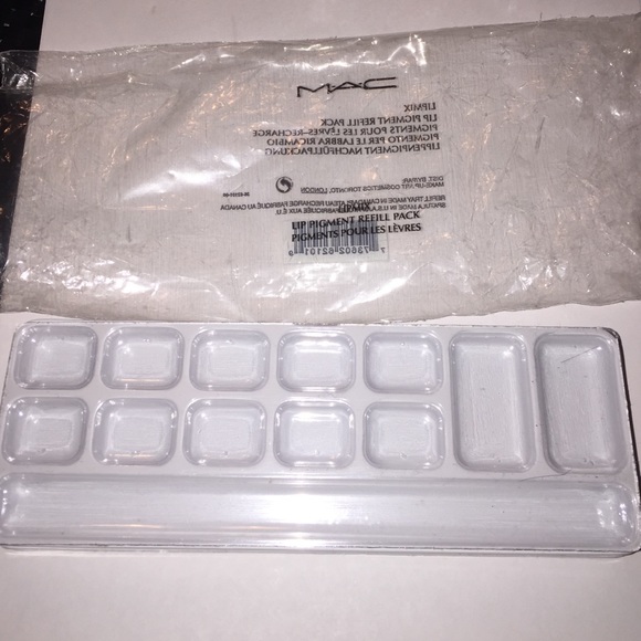 💯AUTHENTIC MAC PRODUCT