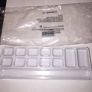 💯AUTHENTIC MAC PRODUCT