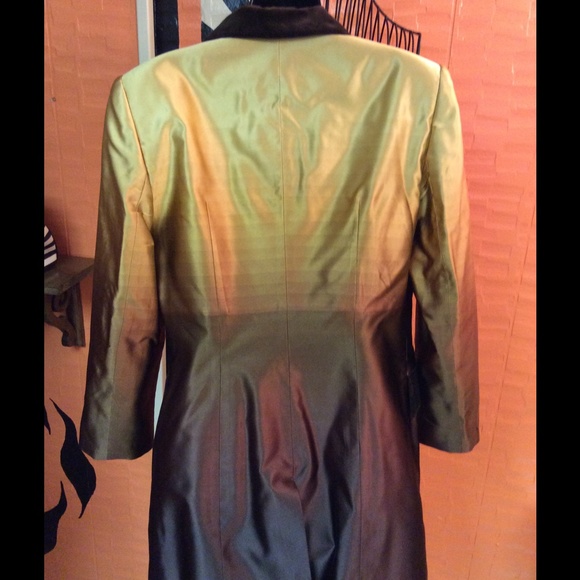 Jacket - Picture 3 of 4