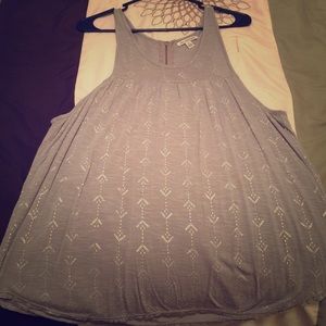 Grey with metallic design AE top