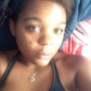 Meet your Posher, Santasha